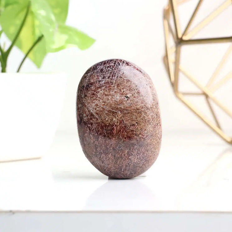 Garnet Palm Stone