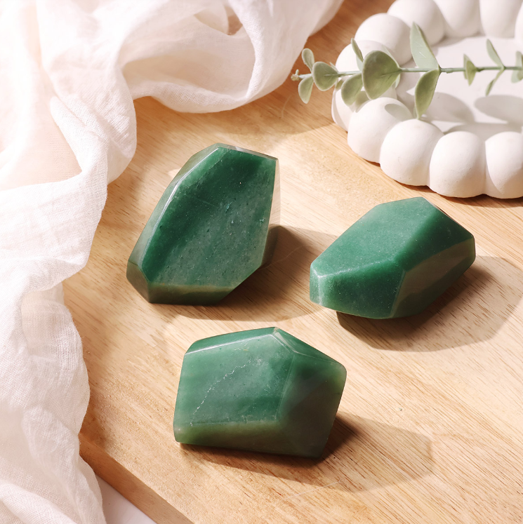 Green Aventurine Free Form HQ
