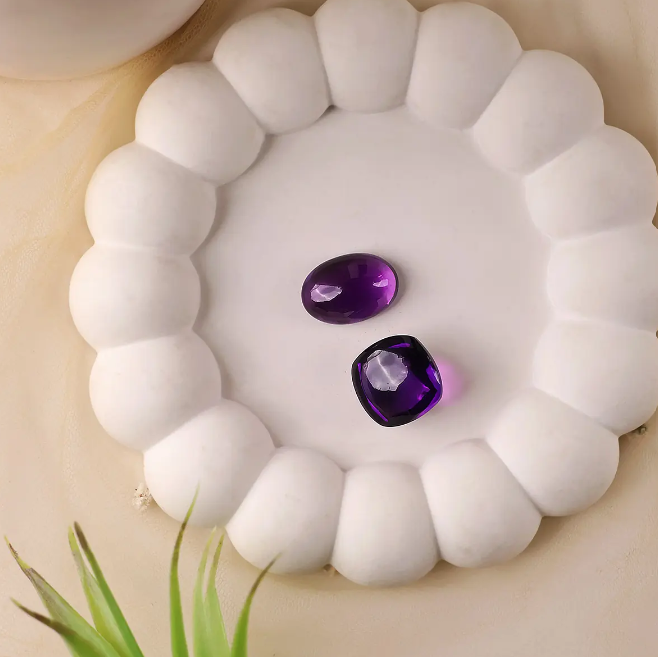 Gem Amethyst Cabochon