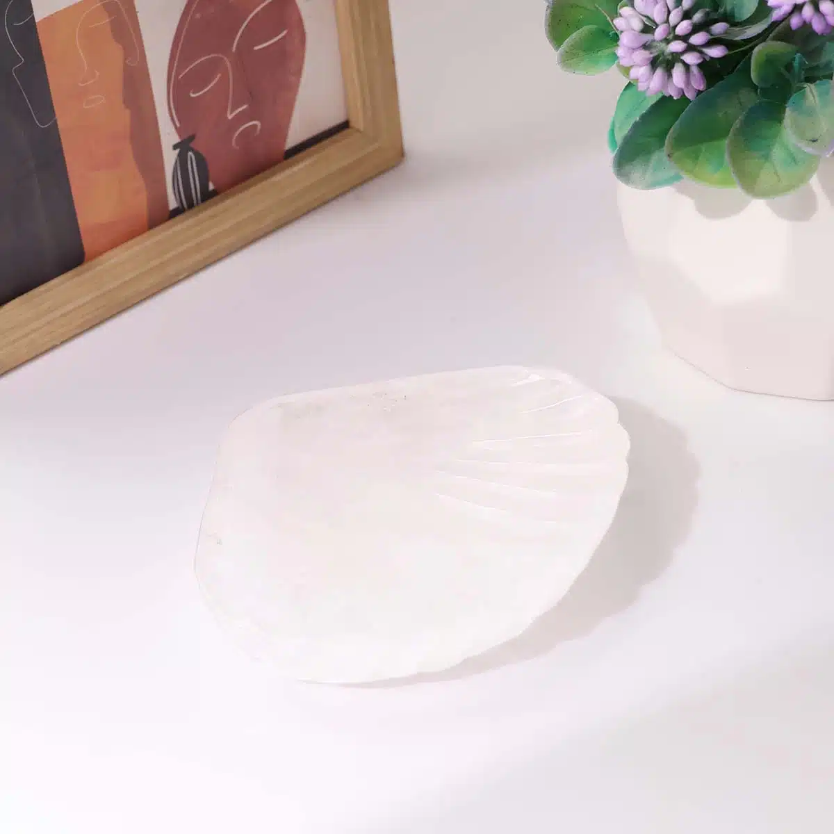 clear-quartz-shell-2.jpg