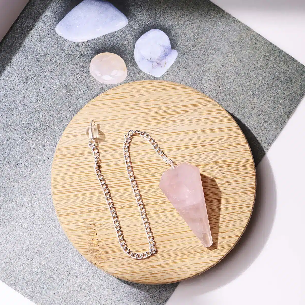 rose-quartz-point-pendulum-4.jpg