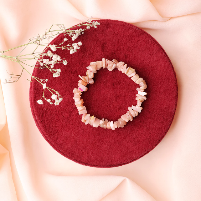 Peach Moonstone Chips Bracelet