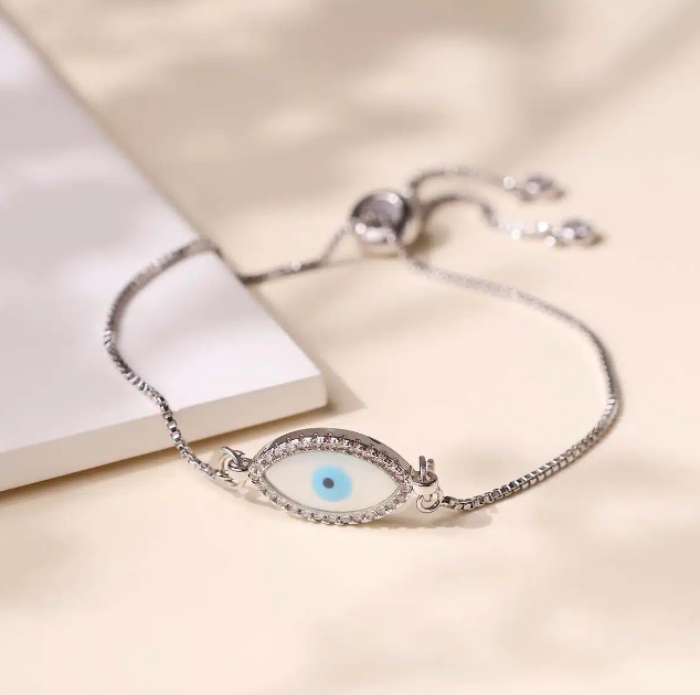 Evil Eye – Eye Shape Silver Chain Bracelet