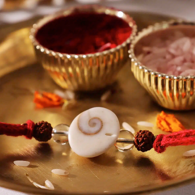 Gomti Chakra Rudraksh Rakhi