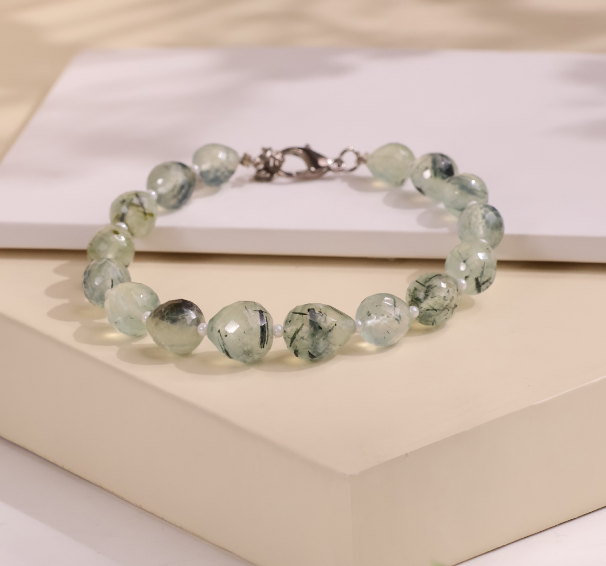 Prehnite tear Drop Faceted Bracelet