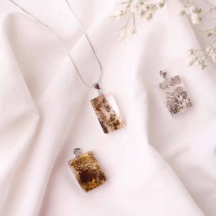 Dendrite in Quartz Pendant